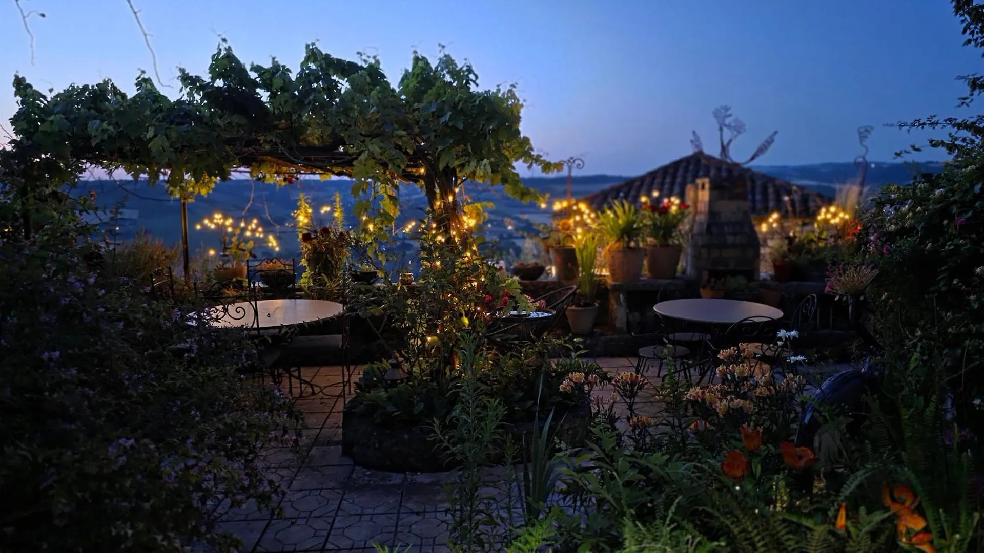 D'Ici Et D'Ailleurs Bed & Breakfast Cordes-sur-Ciel