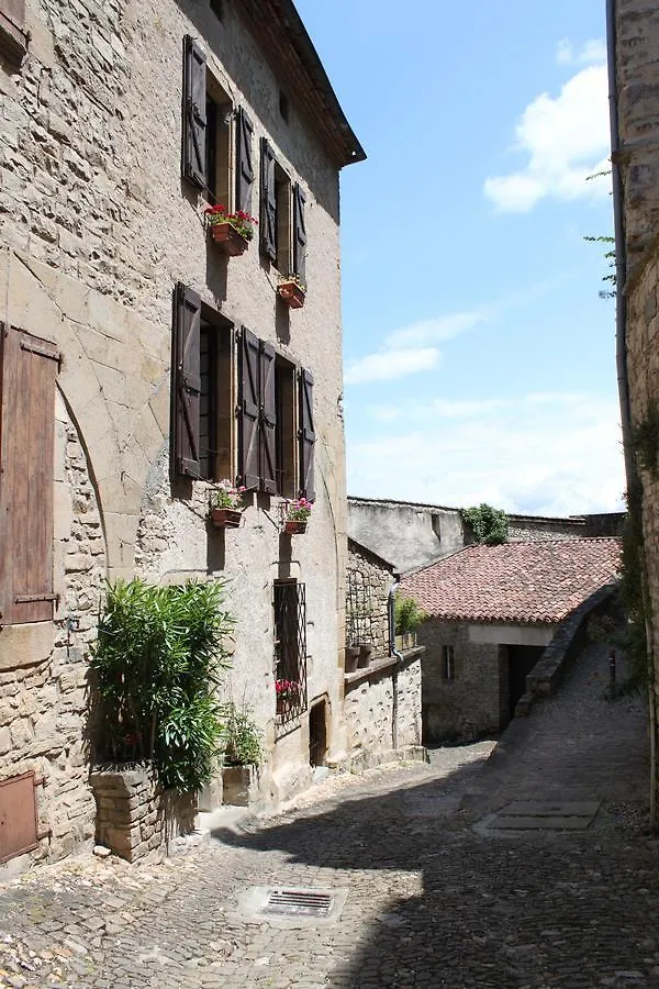 ***  Bed and Breakfast D'Ici Et D'Ailleurs Cordes-sur-Ciel Francia